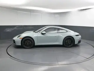 2025 Porsche 911 - Photo 13