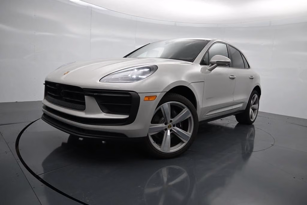 2026 Porsche Macan