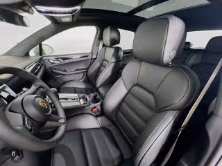 2026 Porsche Macan Base - Photo 33