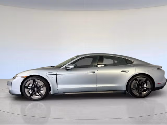 2025 Porsche Taycan Turbo - Photo 6