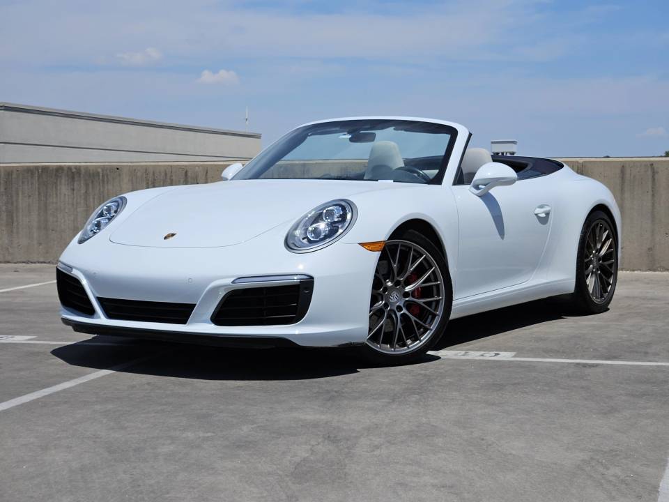 2019 Porsche 911 Carrera S Cabriolet