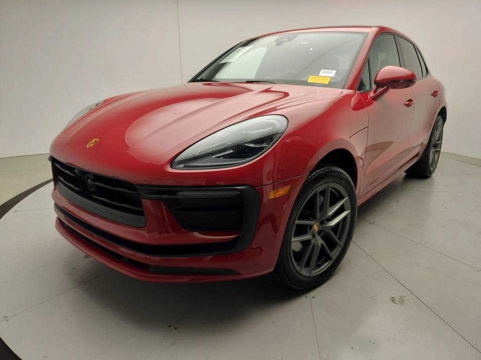 2025 Porsche Macan
