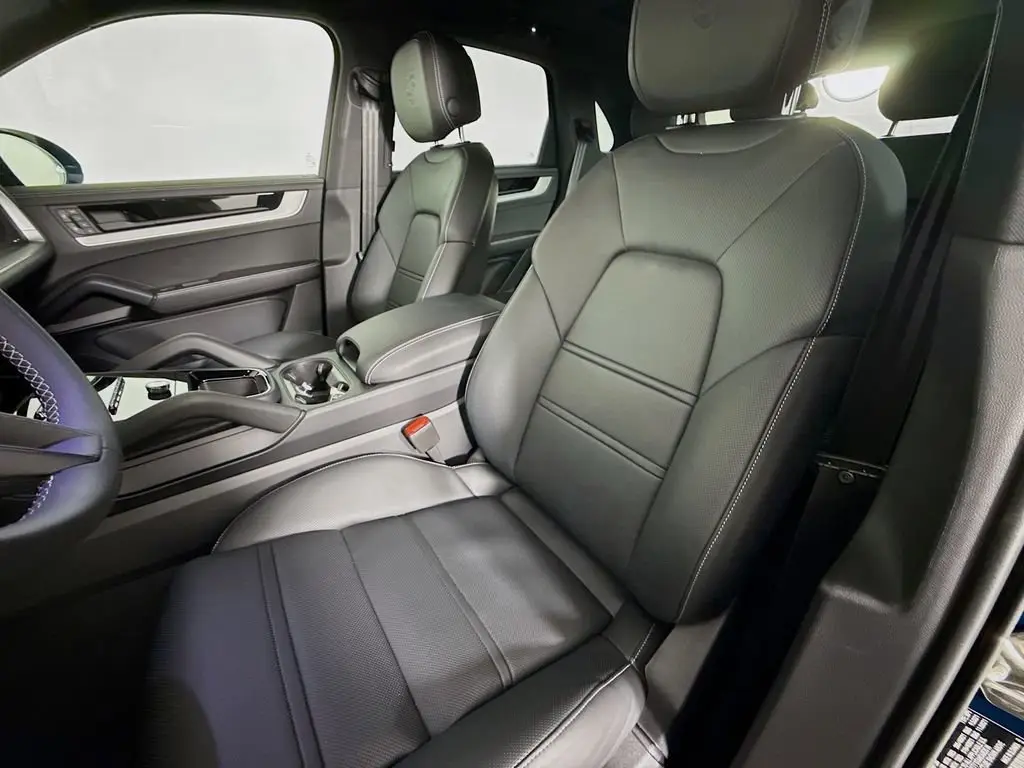 2026 Porsche Cayenne Base - Photo 40