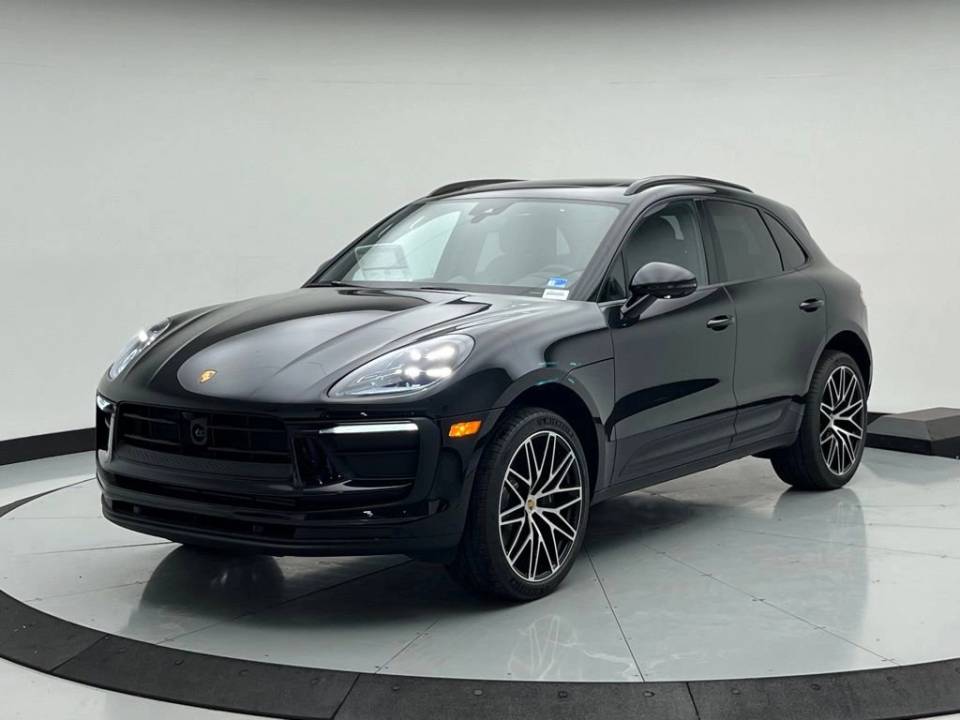 2026 Porsche Macan
