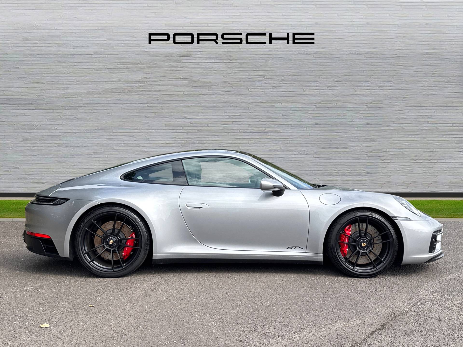 911 Carrera GTS, photo 2 of 41