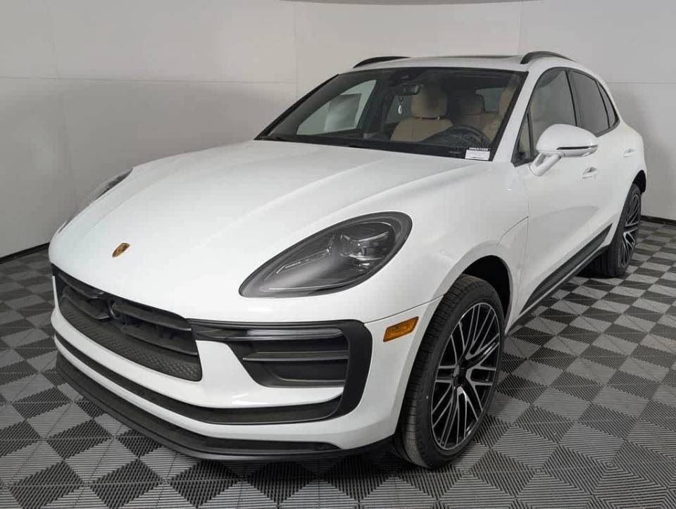 2026 Porsche Macan