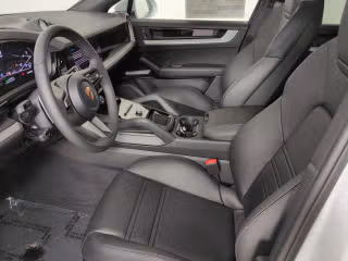 2026 Porsche Cayenne Coup E-Hybrid - Photo 33