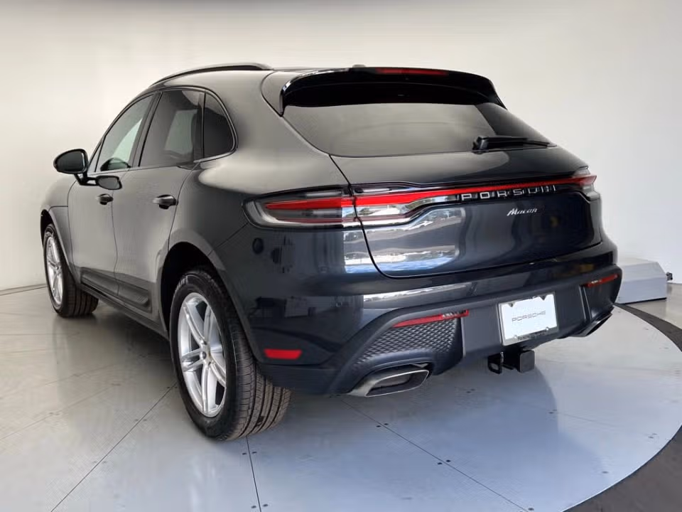 2026 Porsche Macan T - Photo 19