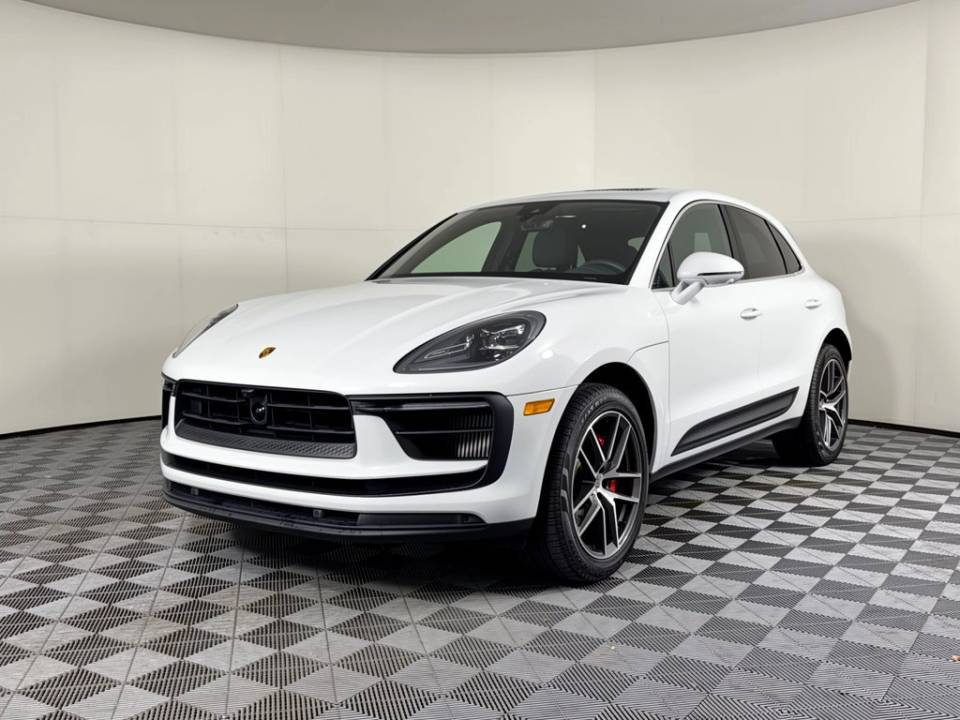 2022 Porsche Macan S