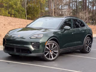 2025 Porsche Macan