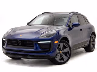 2025 Porsche Macan's photo