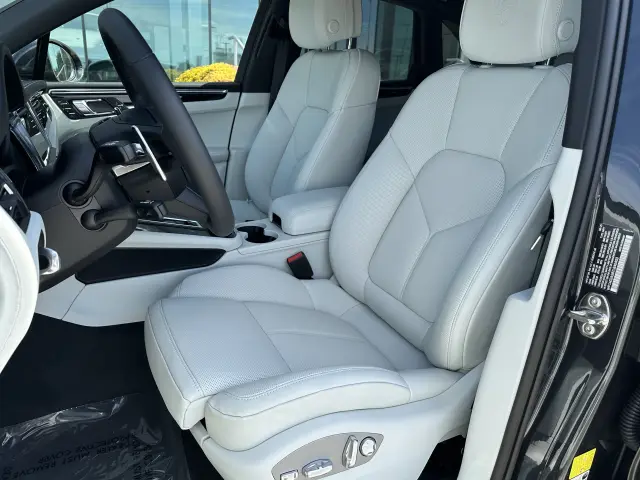 2026 Porsche Macan S - Photo 38