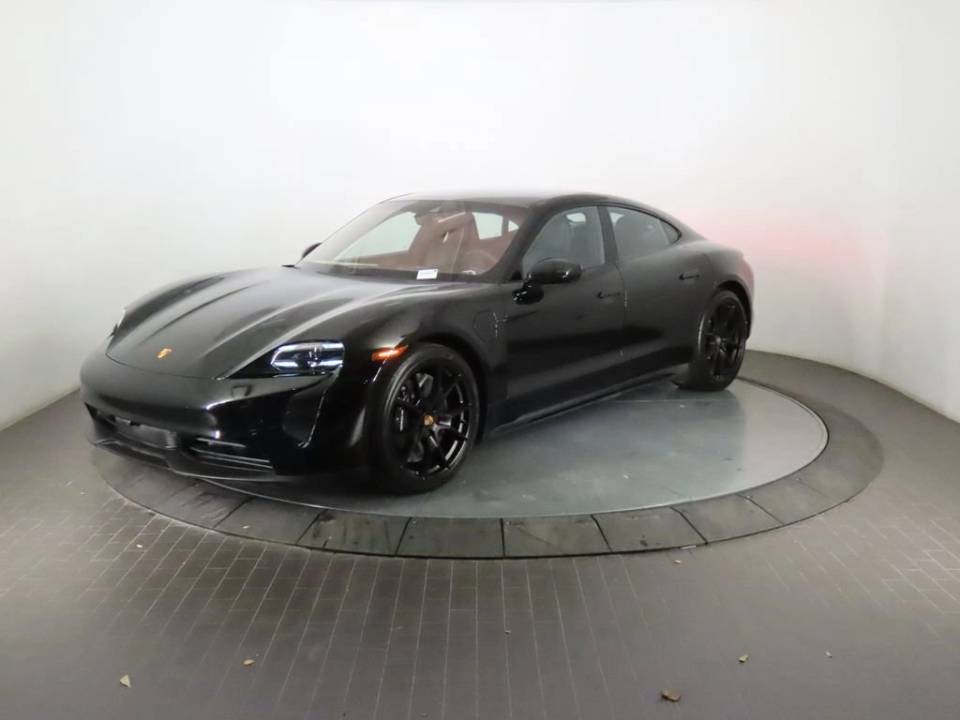 2023 Porsche Taycan GTS