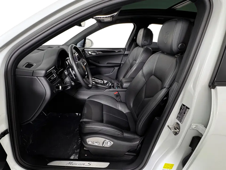 2026 Porsche Macan S - Photo 31