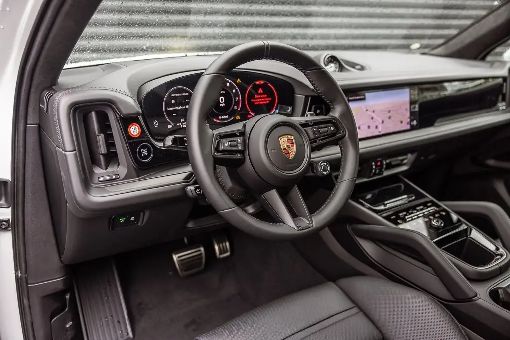 2026 Porsche Cayenne GTS - Photo 32