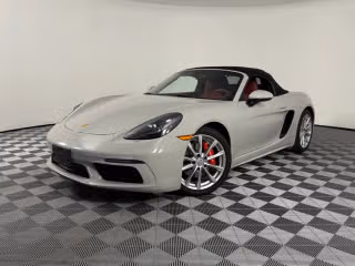 2023 Porsche 718 Boxster S's photo