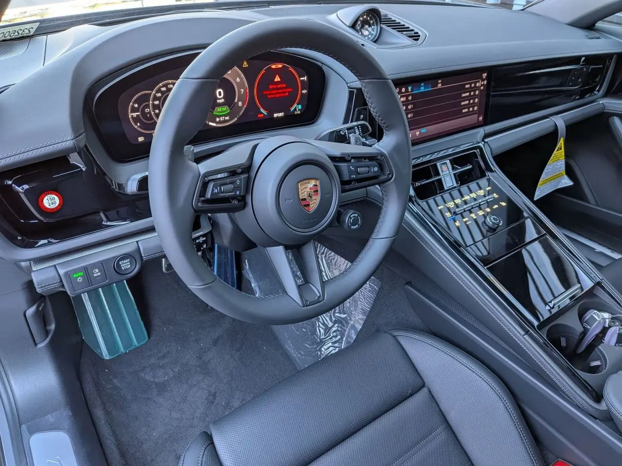 2026 Porsche Panamera 4 E-Hybrid - Photo 32