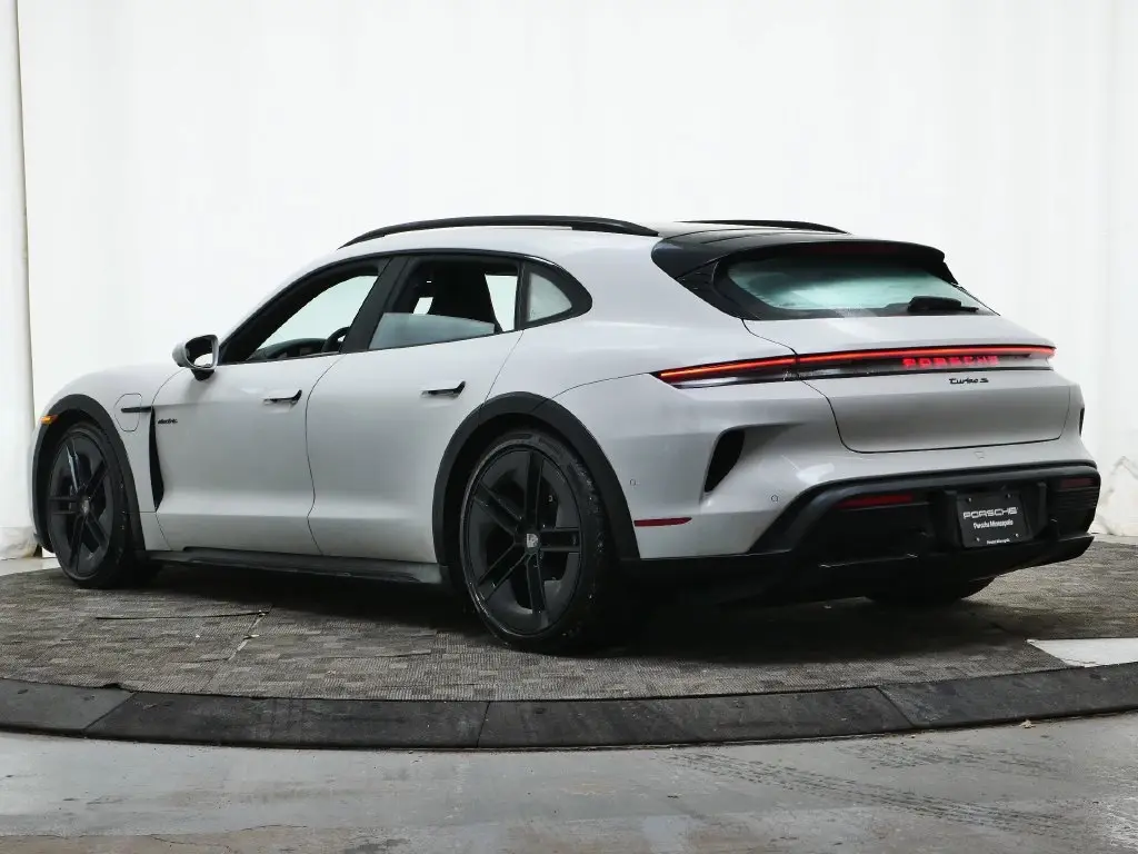2026 Porsche Taycan Turbo S - Photo 24