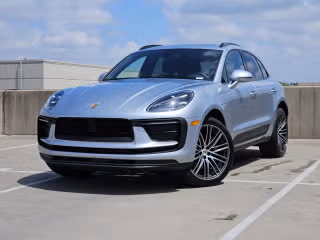 2026 Porsche Macan's photo