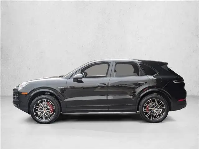 2026 Porsche Cayenne S E-Hybrid - Photo 15