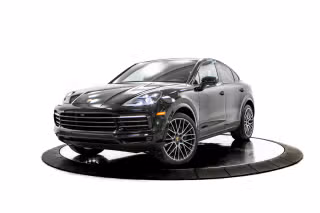 2023 Porsche Cayenne Platinum Edition S's photo