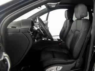 2026 Porsche Macan S - Photo 37