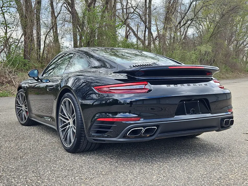 2019 Porsche 911 Turbo - Photo 23