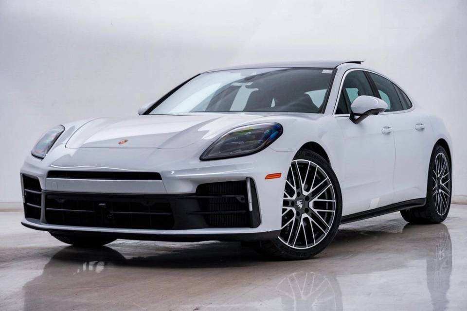 2026 Porsche Panamera