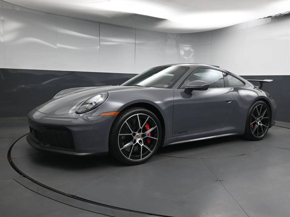 2026 Porsche 911 GTS