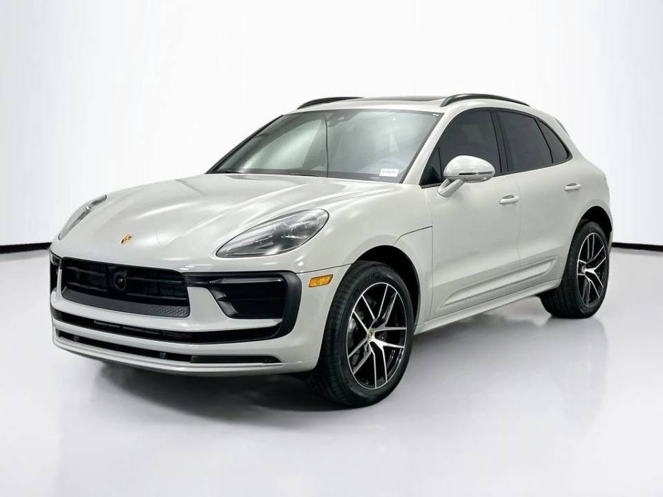 2026 Porsche Macan