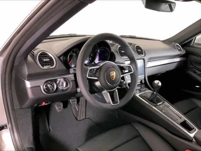 2025 Porsche 718 Base - Photo 30