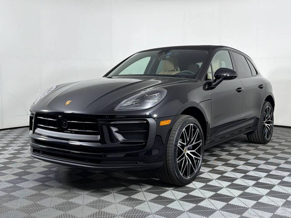 2026 Porsche Macan