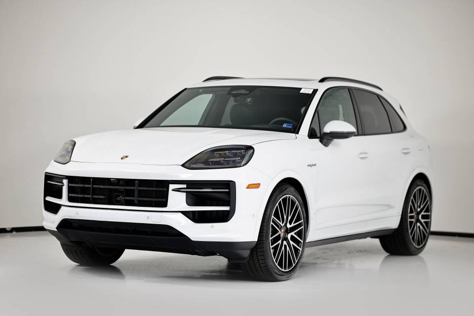 2026 Porsche Cayenne