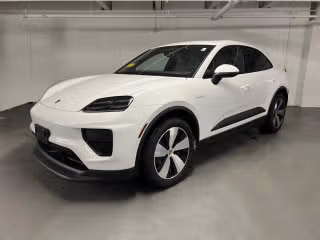2025 Porsche Macan