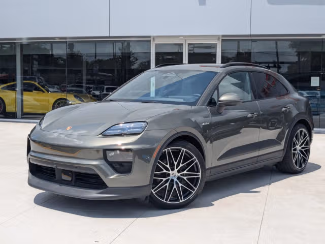 Used 2024 Porsche Macan Base with VIN WP1AA2XA4RL000778 for sale in Maitland, FL