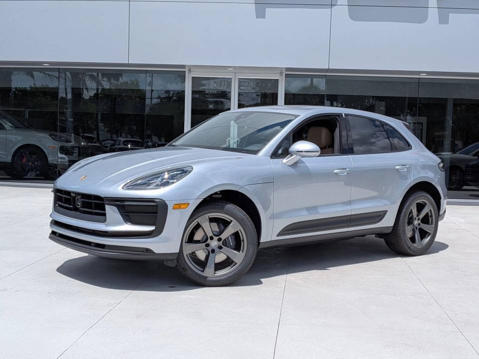 2026 Porsche Macan