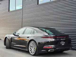 2026 Porsche Panamera 4 E-Hybrid - Photo 29