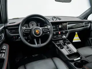2026 Porsche Macan Base - Photo 29