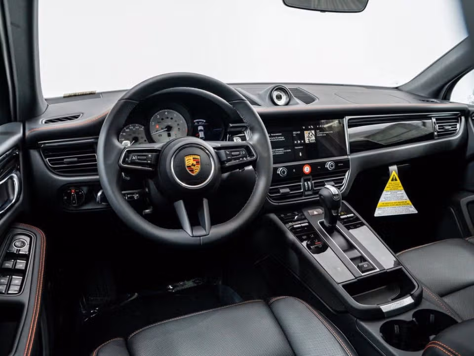2026 Porsche Macan Base - Photo 27