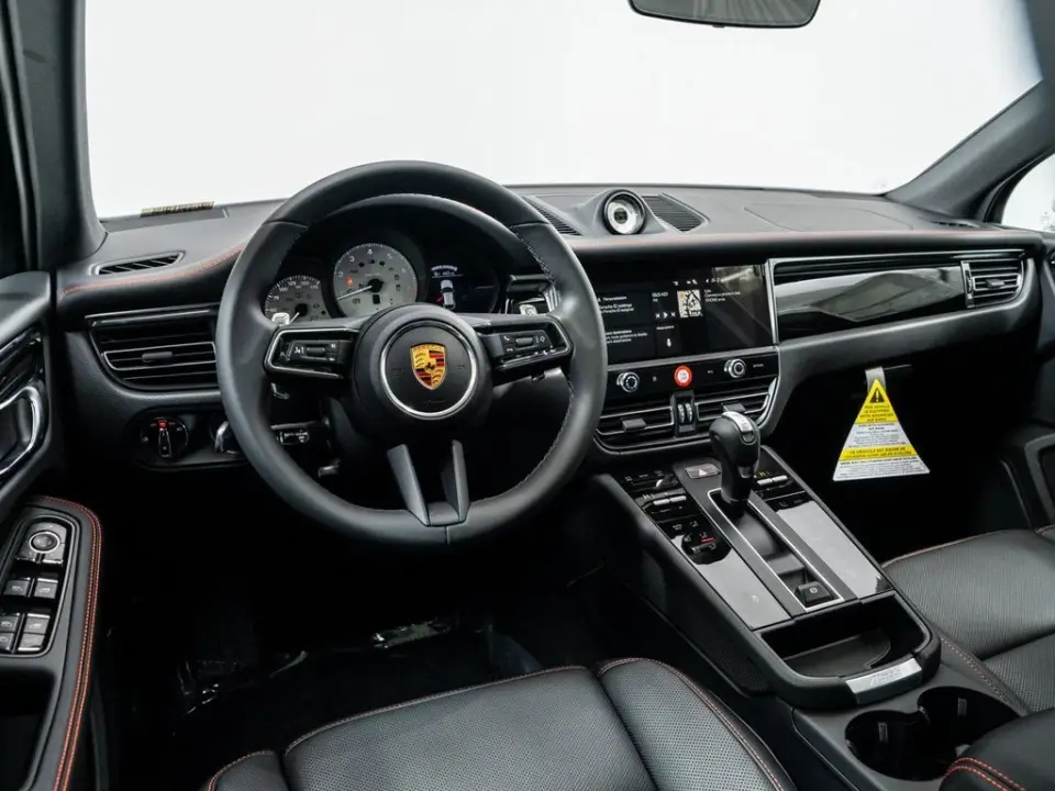 2026 Porsche Macan Base - Photo 31