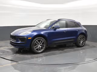 2026 Porsche Macan -'s photo