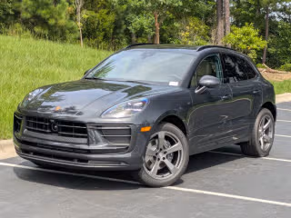 2026 Porsche Macan's photo