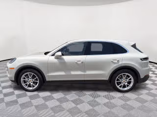2024 Porsche Cayenne 9