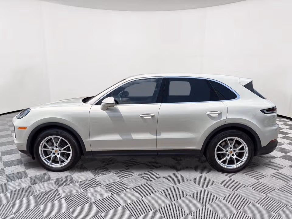 2024 Porsche Cayenne 11