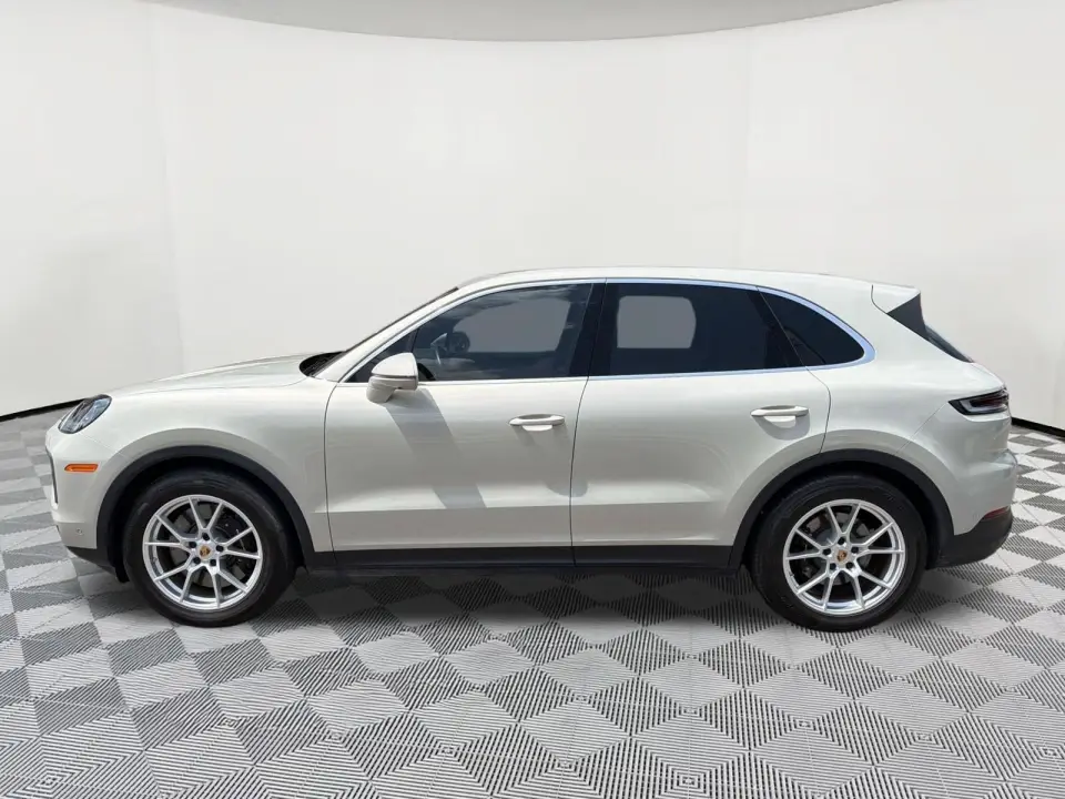 2024 Porsche Cayenne 15
