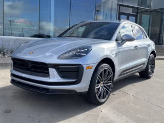 2026 Porsche Macan's photo