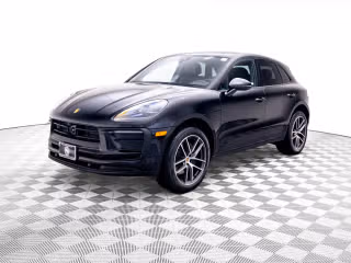 2025 Porsche Macan T's photo