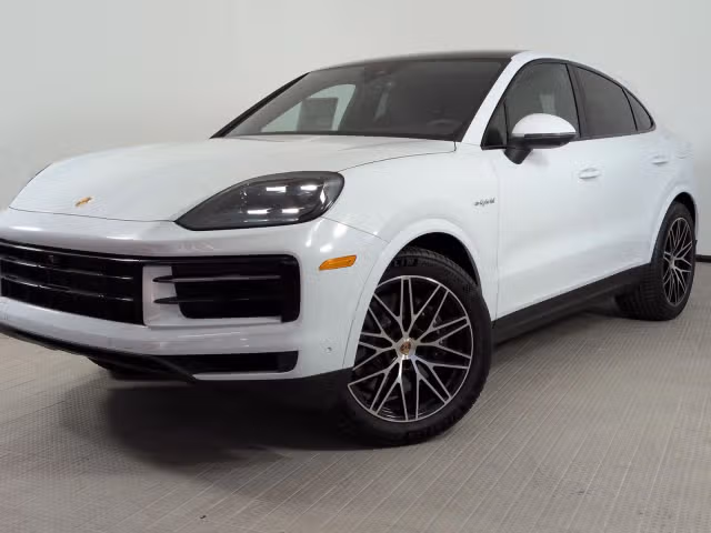 2026 Porsche Cayenne Coup E-Hybrid - Photo 2