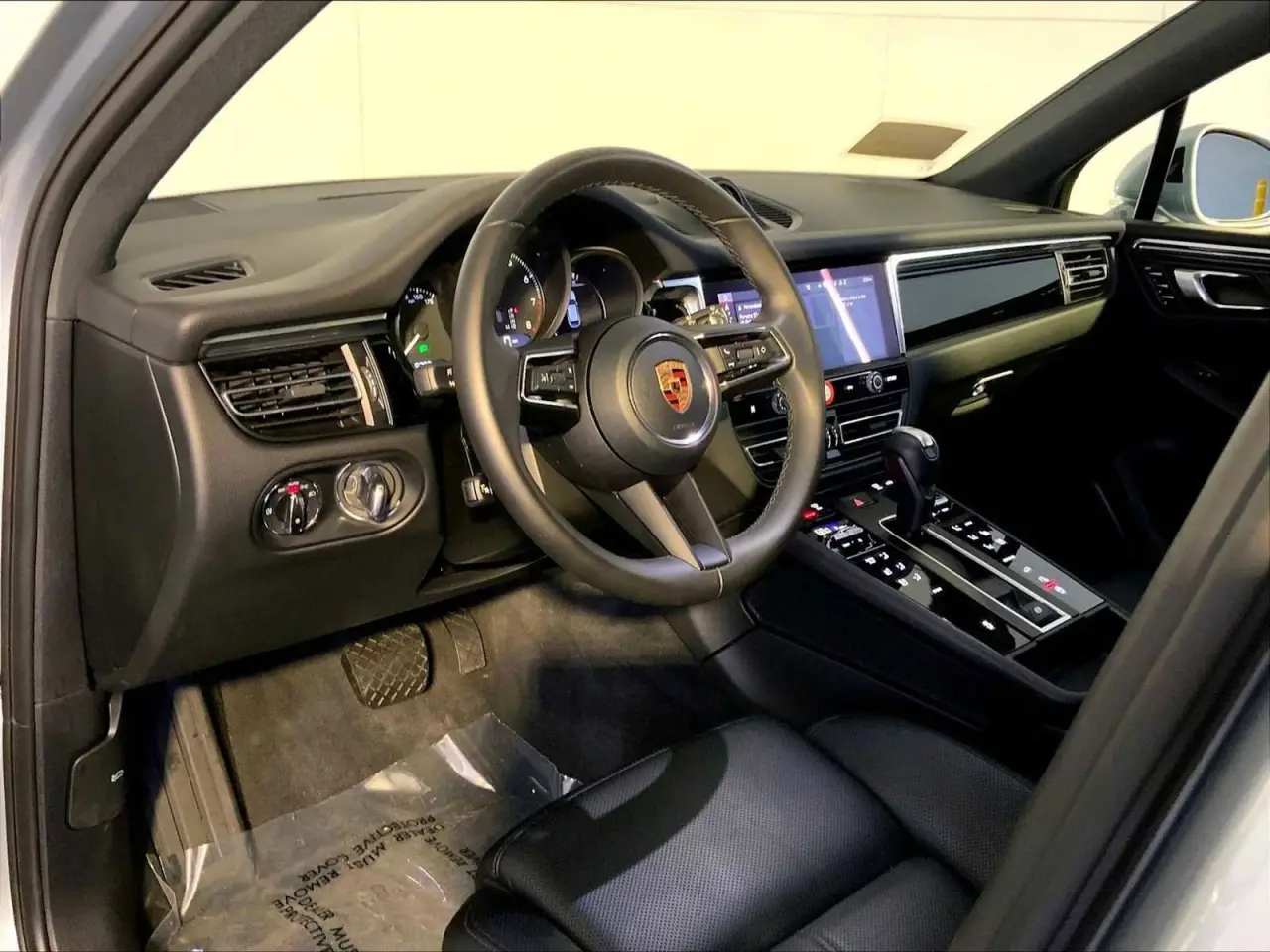 2026 Porsche Macan Base - Photo 32