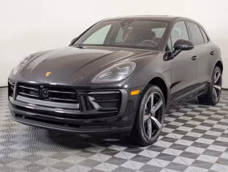 2026 Porsche Macan's photo
